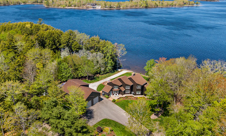 59 Cochrane Point Road
