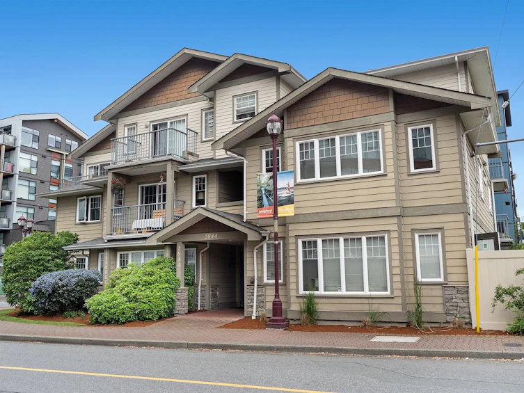 301-2844 Bryn Maur Road, Langford, BC, V9B 3T4