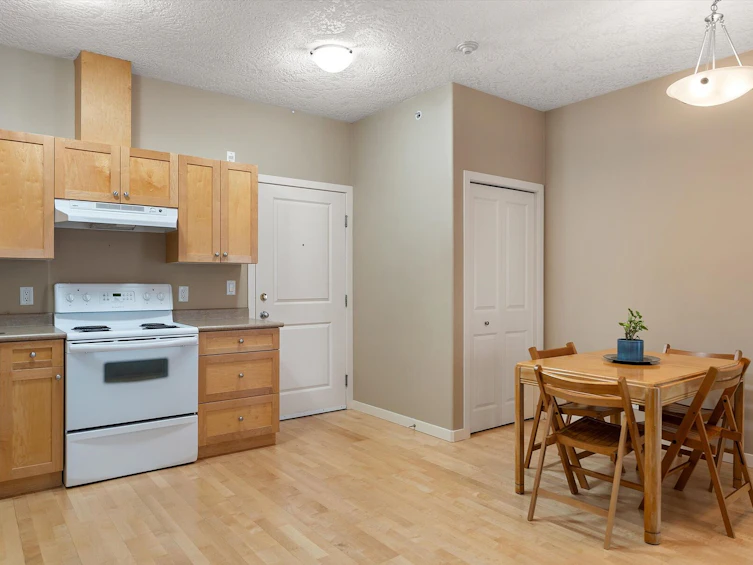 301-2844 Bryn Maur Road, Langford, BC, V9B 3T4 - 6