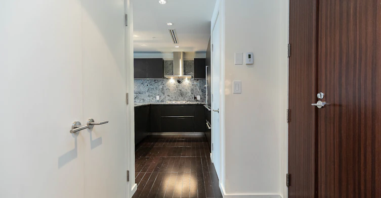 3002-180 University Avenue, Toronto, ON, M5H 0A2 - 7