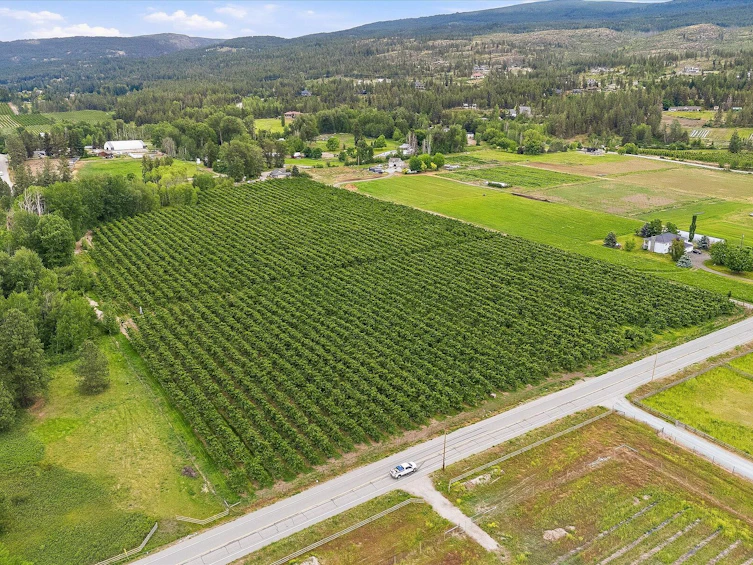 4400 Jaud Road, Kelowna, BC, V1W 4C5 - 5