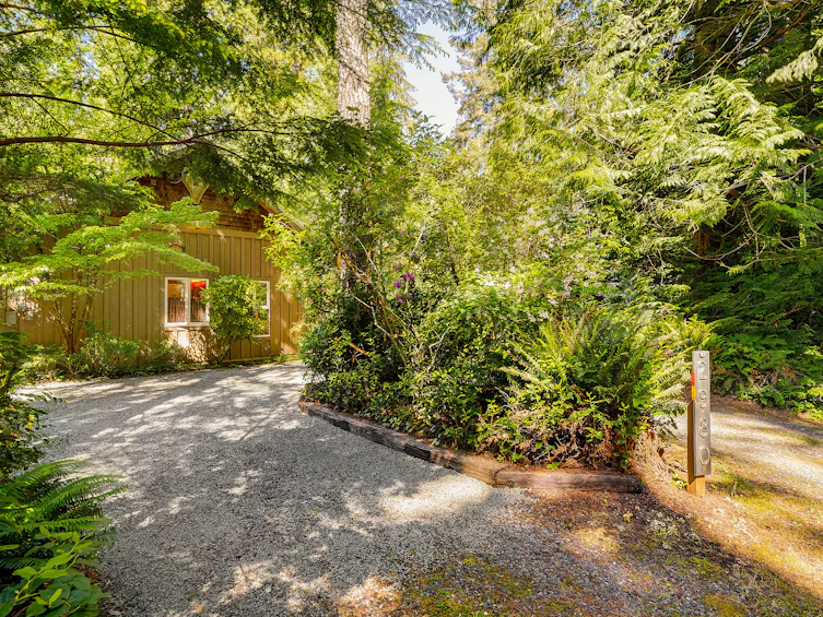 2980 Sooke River Road, Sooke, BC, V9Z 0Y1 - 27