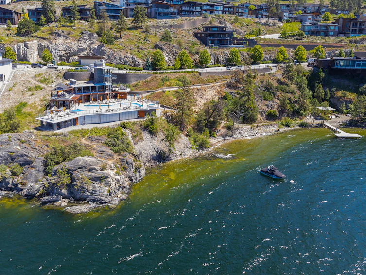 10285 Beacon Hill Drive, Lake Country, BC, V4V 0A9 - 74