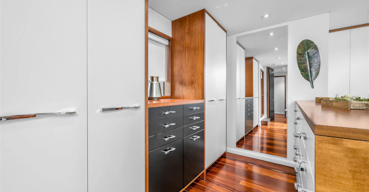 32 Regal Road, Toronto, ON, M6H 2J7 - 21