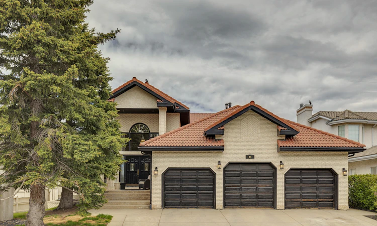 84 Edenstone Way NW