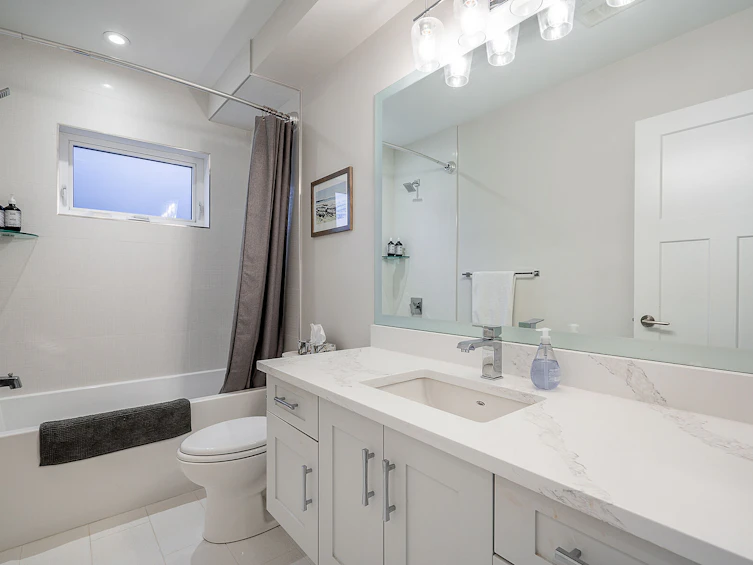 1308 Forbes Avenue, North Vancouver, BC, V7M 2Y1 - 16