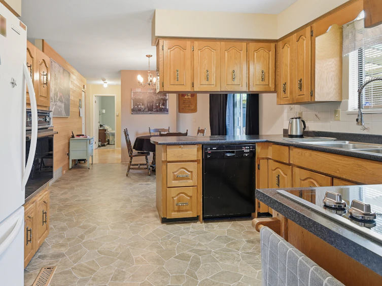 1827 142nd Street, Surrey, BC, V4A 6V3 - 10