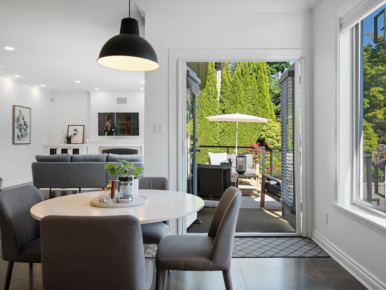 917 Wavertree Road, North Vancouver, BC, V7R 1S4 - 14
