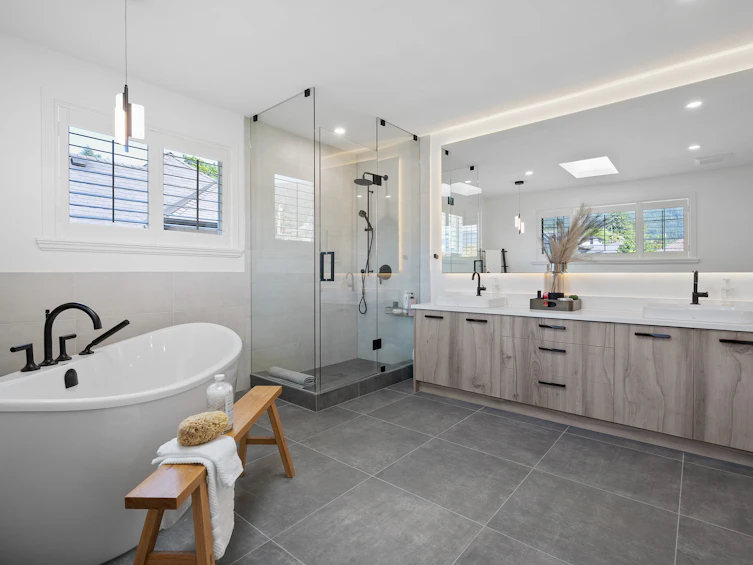 917 Wavertree Road, North Vancouver, BC, V7R 1S4 - 28