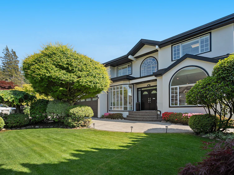 917 Wavertree Road, North Vancouver, BC, V7R 1S4 - 2