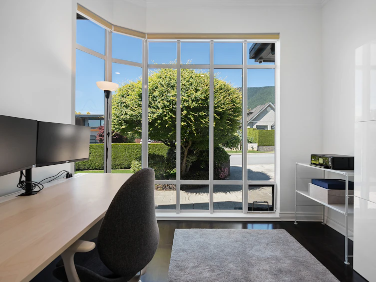 917 Wavertree Road, North Vancouver, BC, V7R 1S4 - 23