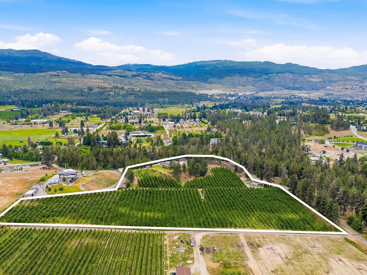 4235 Todd Road, Kelowna, BC, V1W 4B8 - 9
