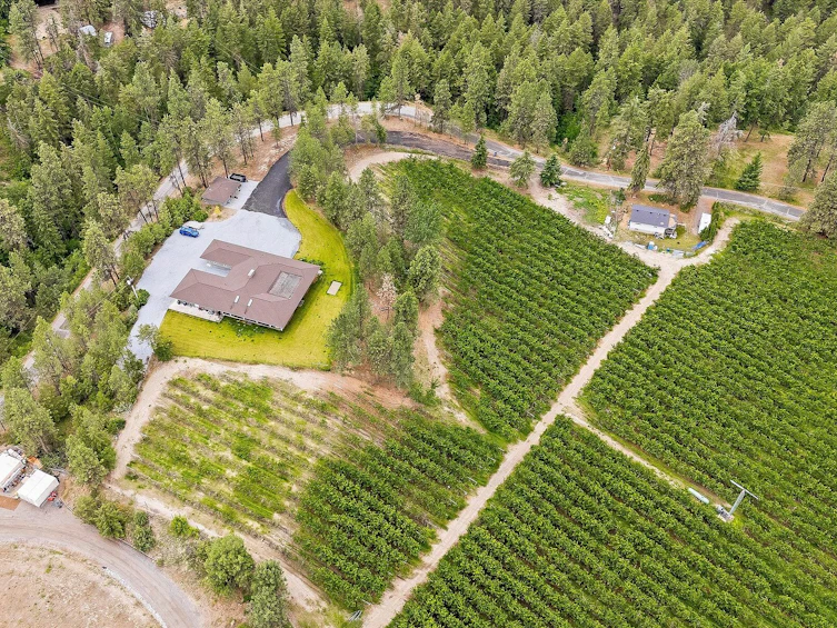 4235 Todd Road, Kelowna, BC, V1W 4B8 - 12