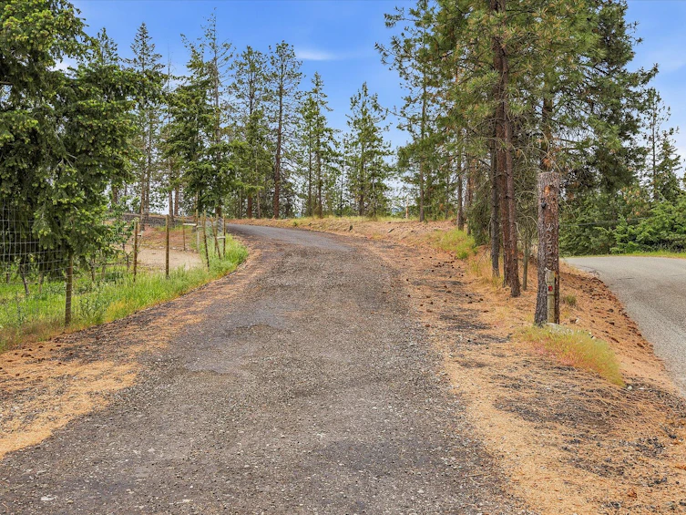 4235 Todd Road, Kelowna, BC, V1W 4B8 - 34