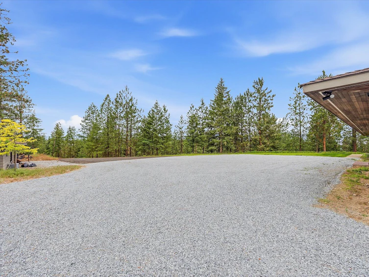 4235 Todd Road, Kelowna, BC, V1W 4B8 - 32