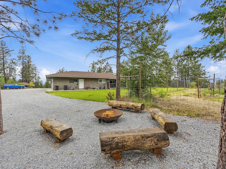 4235 Todd Road, Kelowna, BC, V1W 4B8 - 27
