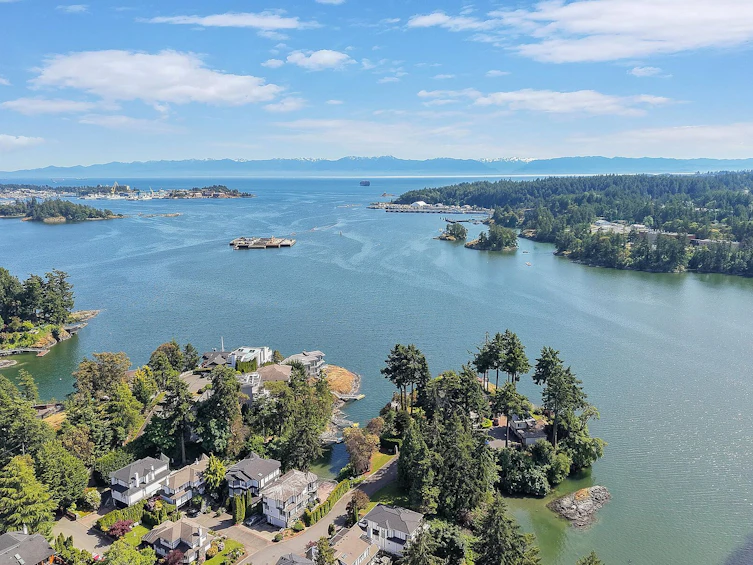 10 Governors Point Road, View Royal, BC, V9B 5L8 - 8