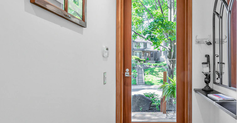 30 Regal Road, Toronto, ON, M6H 2J7 - 5