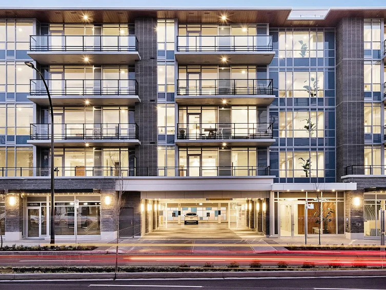 303-177 W 3rd Street, North Vancouver, BC, V7M 0G5 - 2