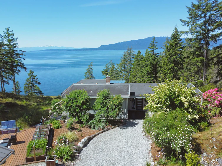10991-10993 Sunshine Coast Highway, Pender Harbour Egmont, BC, V7Z 1B8 - 4