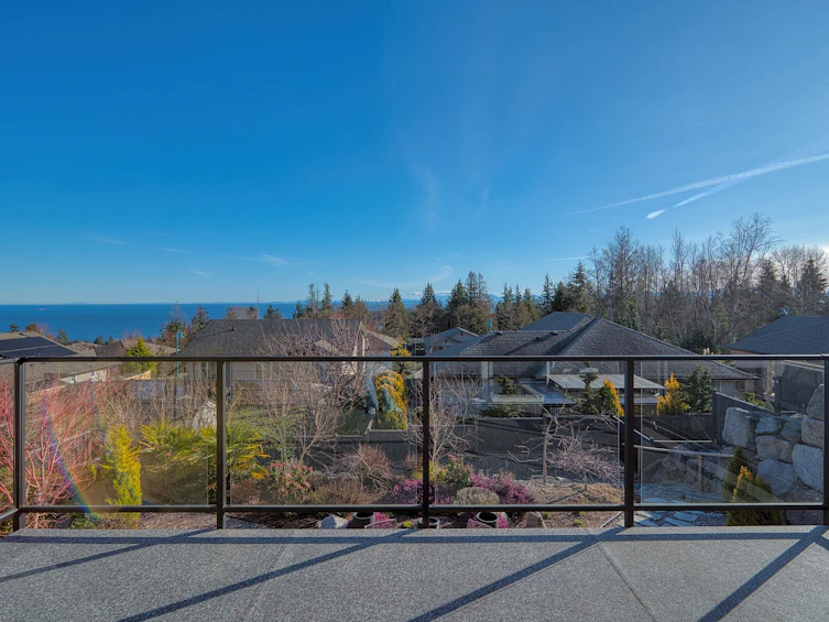 6263 Apollo Road, Sechelt, BC, V7Z 0N7 - 5