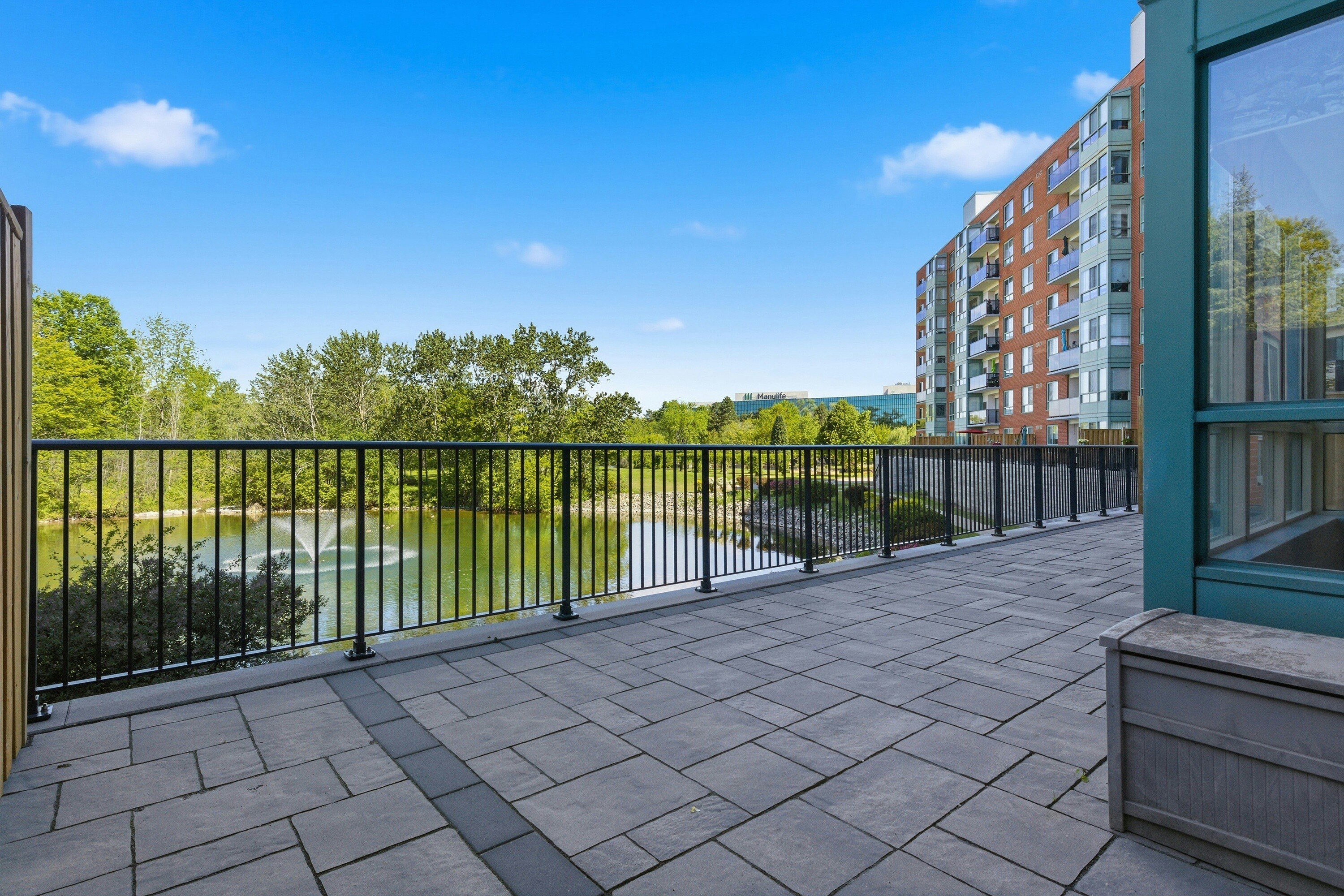 102-30 Blue Springs Drive, Waterloo, ON, N2J 4T2