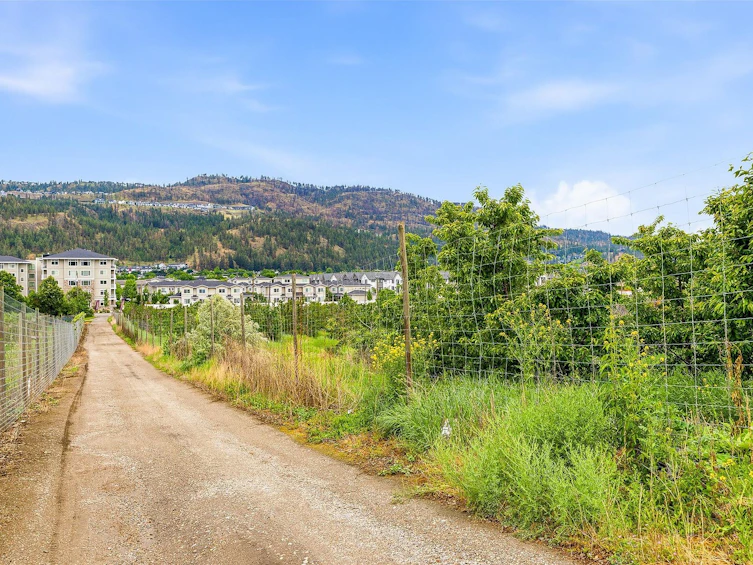319 Valley Road, Kelowna, BC, V1W 4C5 - 65