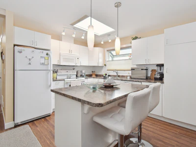 47-15875 20th Avenue - 3
