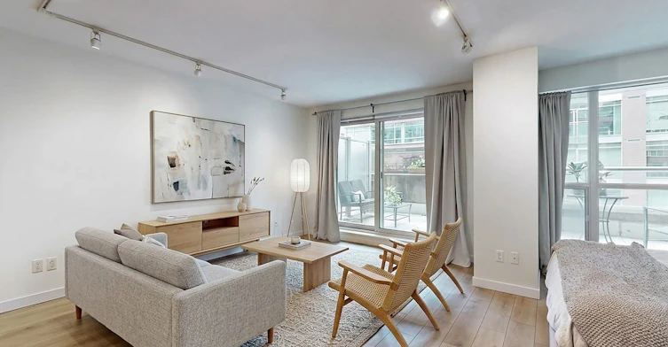 410-230 King Street, Toronto, ON, M5A 1K5