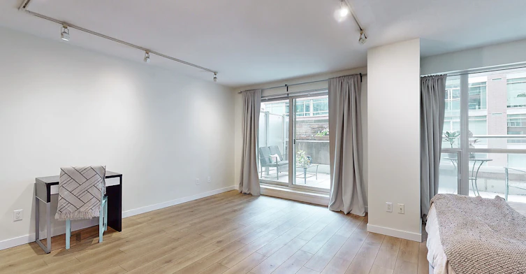 410-230 King Street, Toronto, ON, M5A 1K5