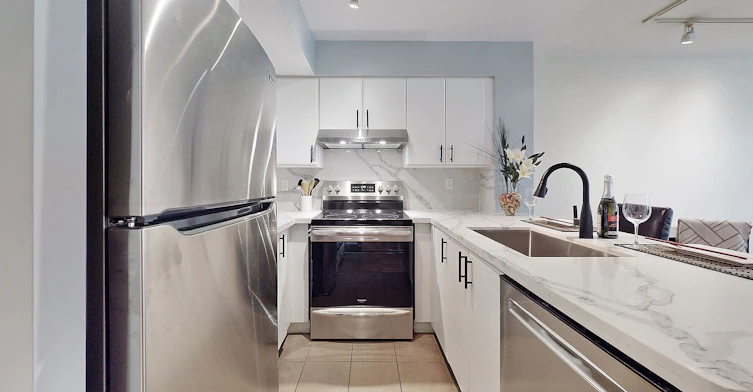 410-230 King Street, Toronto, ON, M5A 1K5 - 5