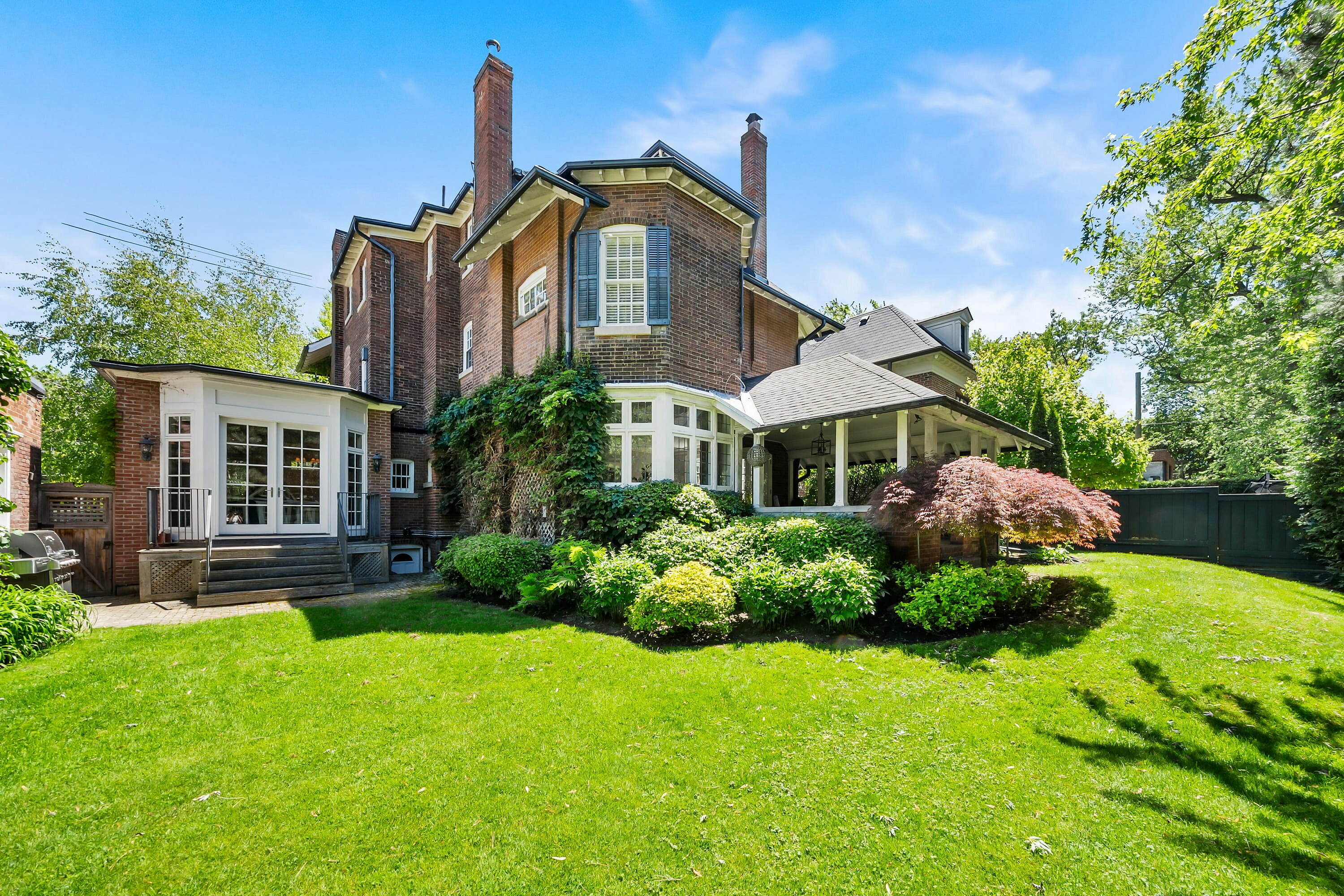 236 Poplar Plains Road, Toronto, ON, M4V 2N7