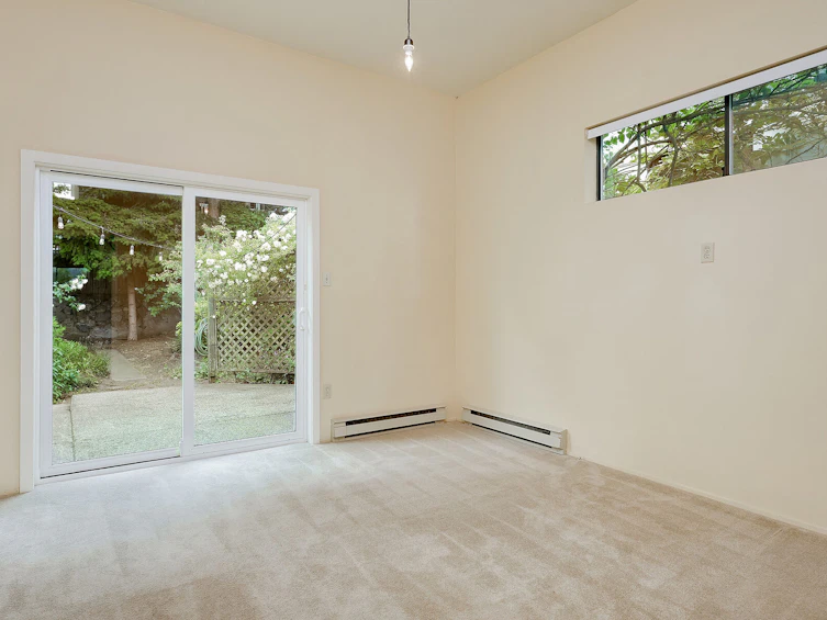 1607 Rebecca Street, Victoria, BC, V8T 3N3 - 17