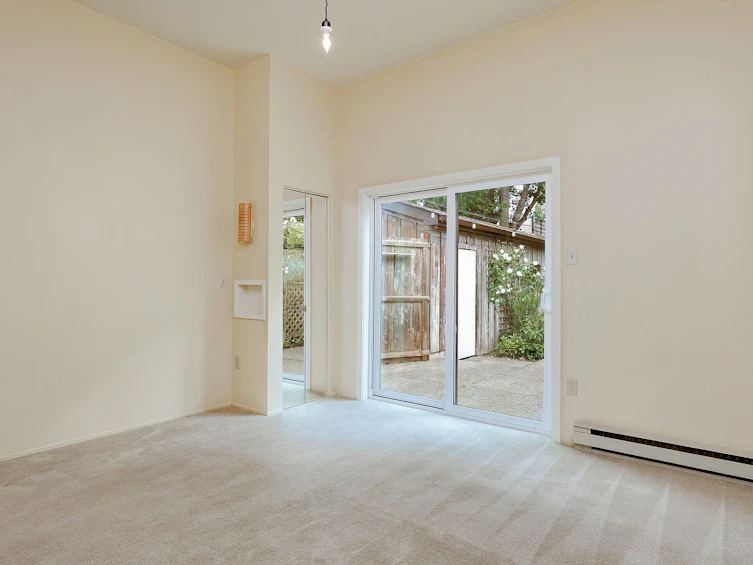 1607 Rebecca Street, Victoria, BC, V8T 3N3 - 19