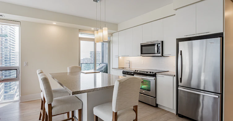 2014-70 Roehampton Avenue, Toronto, ON, M4P 1R2 - 17