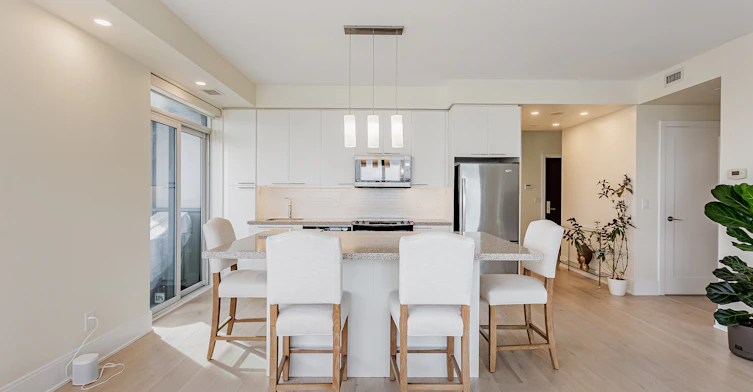 2014-70 Roehampton Avenue, Toronto, ON, M4P 1R2 - 13