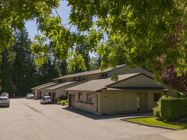 4-4850 207 Street, Langley, BC, V3A 2E3 - 2