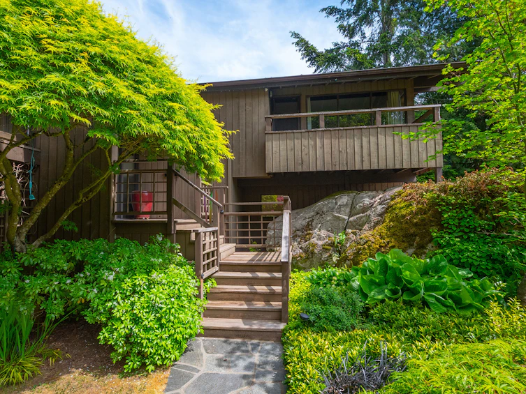 5335 Marine Drive, West Vancouver, BC, V7W 2P9 - 3