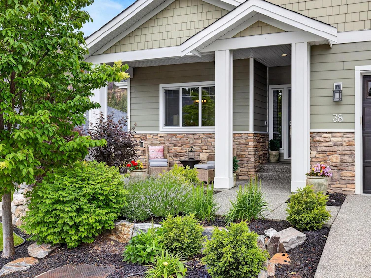 38-1450 Union Road, Kelowna, BC, V1V 3E1 - 3