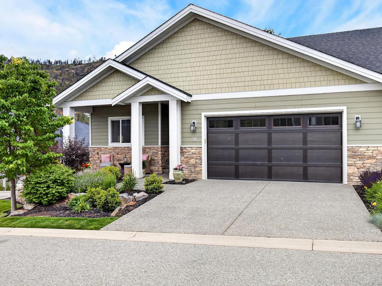 38-1450 Union Road, Kelowna, BC, V1V 3E1