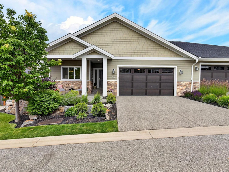 38-1450 Union Road, Kelowna, BC, V1V 3E1 - 2