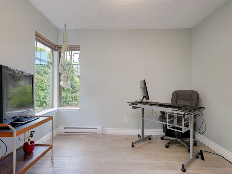 35-909 Admirals Road, Esquimalt, BC, V9A 2P1 - 19