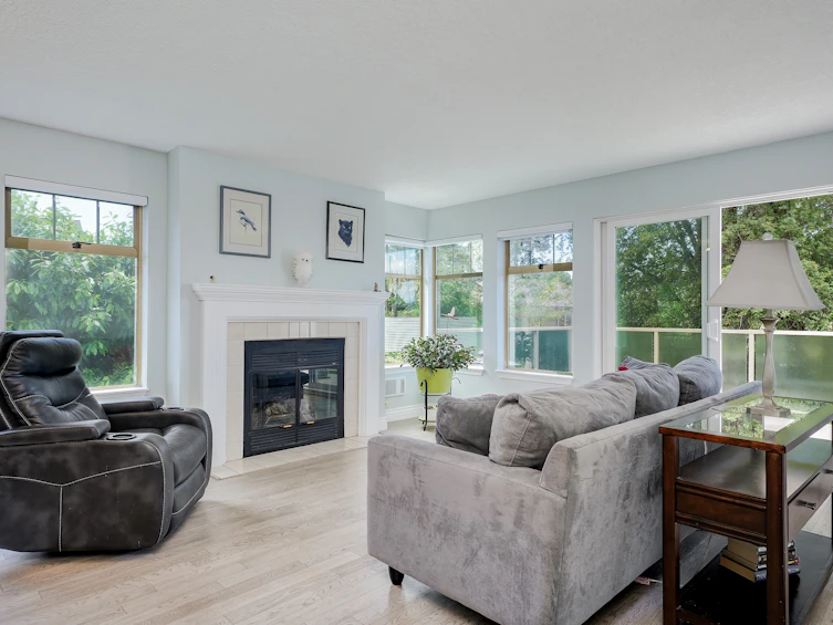 35-909 Admirals Road, Esquimalt, BC, V9A 2P1 - 8