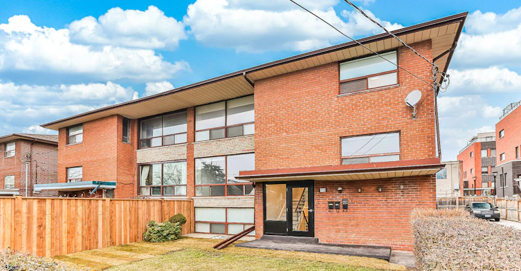 72 Winston Park Blvd Main, Toronto, ON, M3K 1C3 - 17