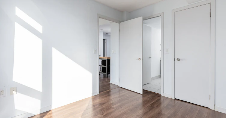 36 Lisgar Lph03e Street, Toronto, ON, M6J 0C7 - 11
