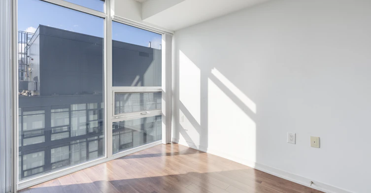 36 Lisgar Lph03e Street, Toronto, ON, M6J 0C7 - 7