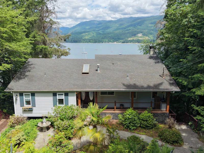 5810 Marine Way - 3