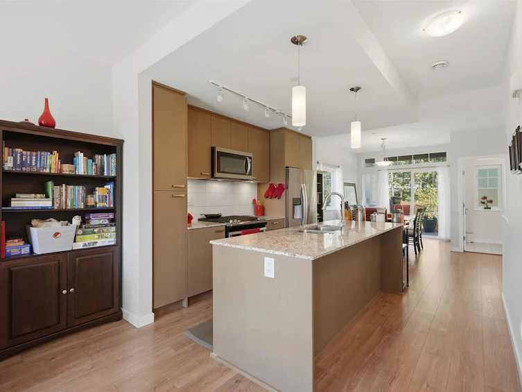 5906 Beachgate Lane, Sechelt, BC, V7Z 0S3 - 6