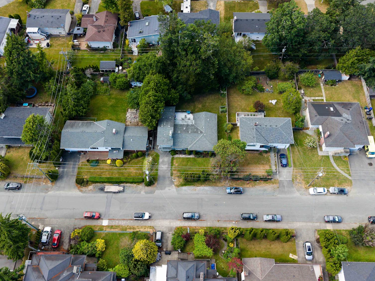 1846 Fairburn Drive, Saanich, BC, V8N 1P9 - 3