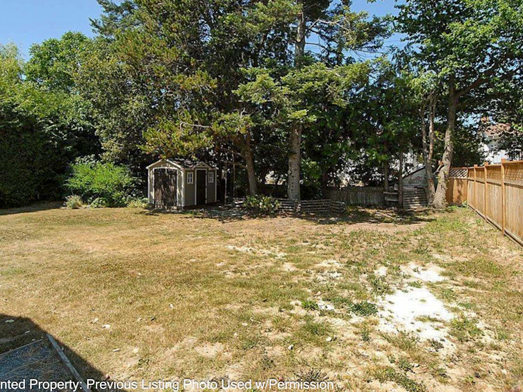 1846 Fairburn Drive, Saanich, BC, V8N 1P9 - 21